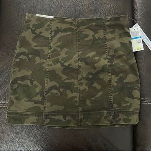 Camo skirt